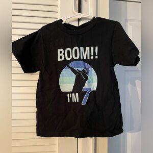 Kids boom I’m 7 graphic Tshirt size xs 
excellent used condition